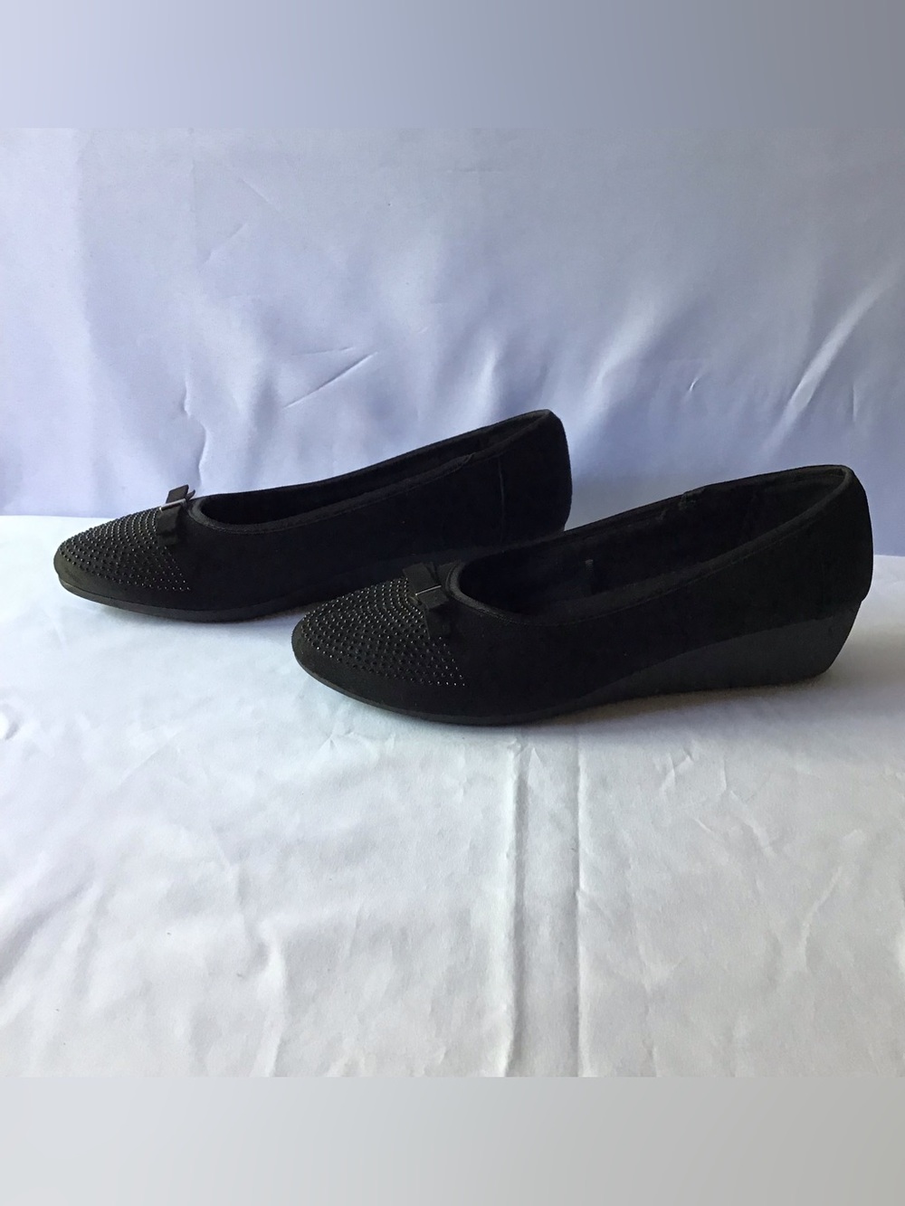 244 Laundry By Shelli Segal Black Wedge Ballet Flats with Bow Accent